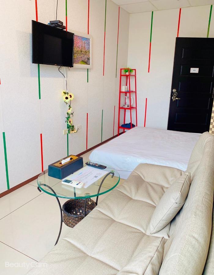Lorado Homestay Huwei Exterior foto